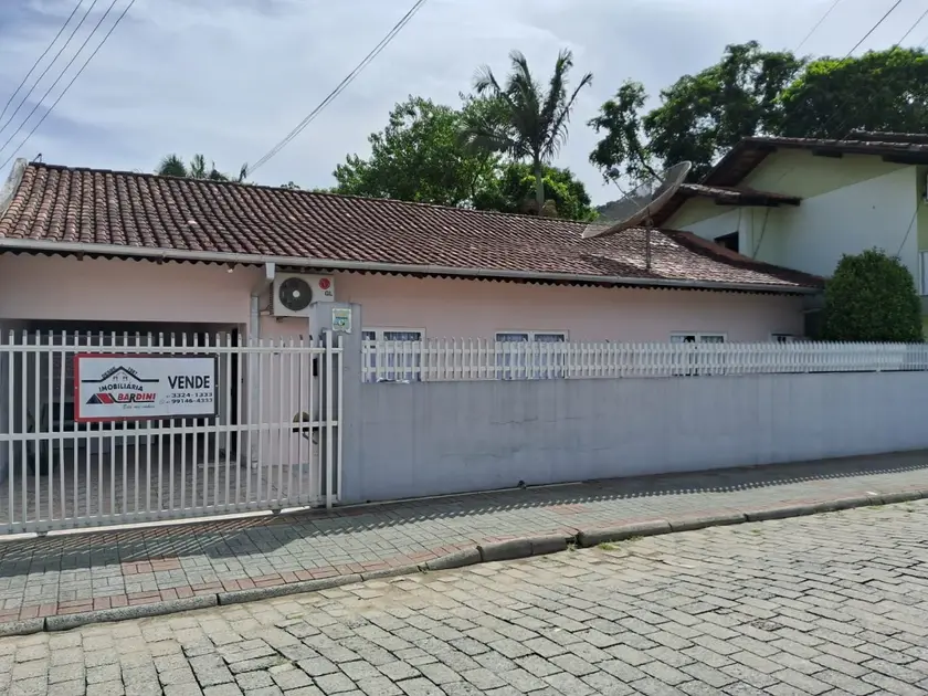 Casa no bairro Progresso, Blumenau, cód. 1101