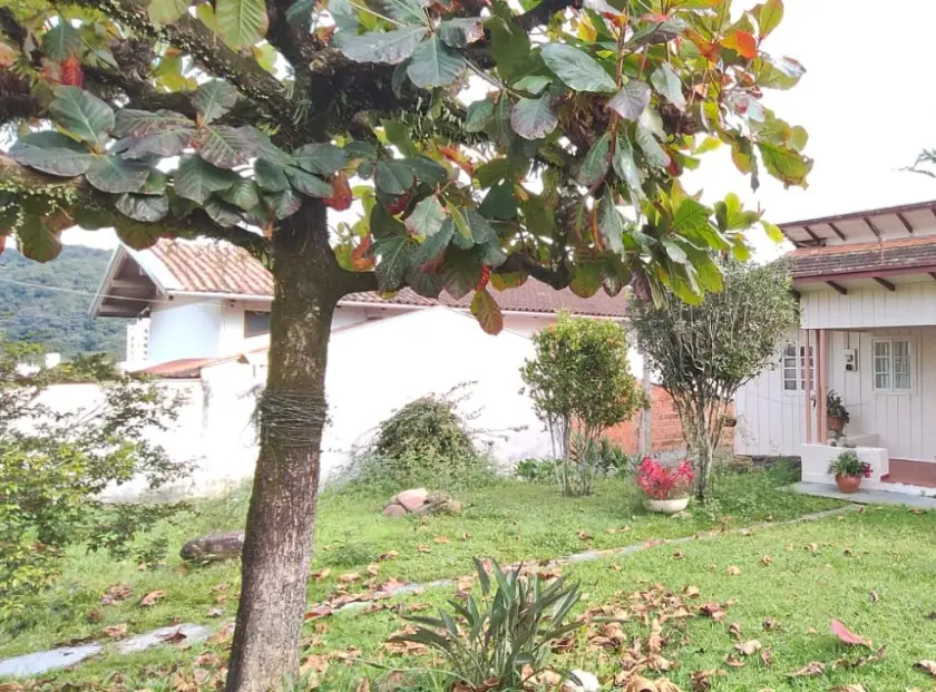 Casa no bairro Garcia, Blumenau, cód. 1352