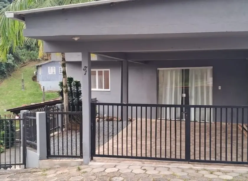Casa no bairro Garcia, Blumenau, cód. 1363